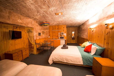 Comfort Inn Coober Pedy Experience - New South Wales Tourism  2
