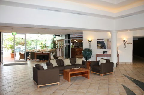 Alpha Sovereign Hotel Gold Coast - New South Wales Tourism  1
