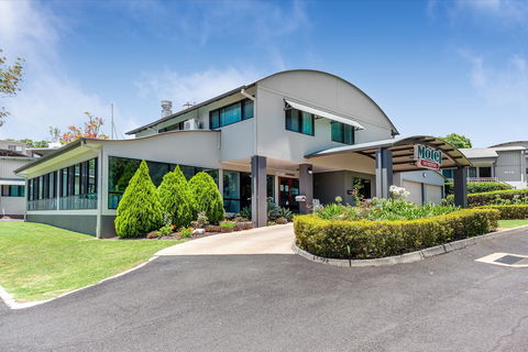 Eastgate On The Range Motel - New South Wales Tourism  2