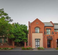Majestic Old Lion Apartments - New South Wales Tourism 