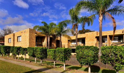 Metro Inn Ryde - New South Wales Tourism  1