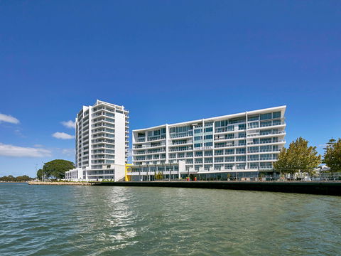 The Sebel Mandurah - New South Wales Tourism  0