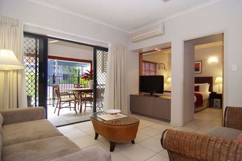 Southern Cross Atrium Apartments - New South Wales Tourism  2
