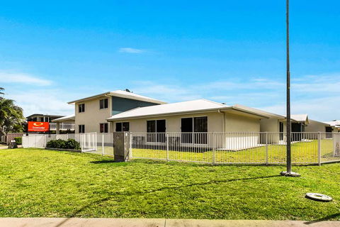 Econo Lodge Beachside - New South Wales Tourism  0