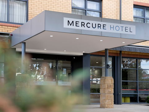 Mercure Sydney Blacktown - New South Wales Tourism  1