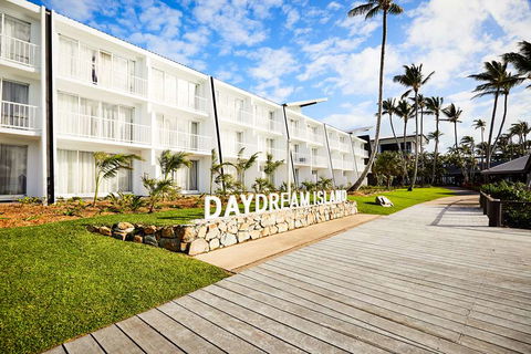 Daydream Island Resort - New South Wales Tourism  1