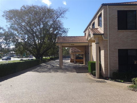 Best Western Tuscany On Tor Motor Inn - New South Wales Tourism  2