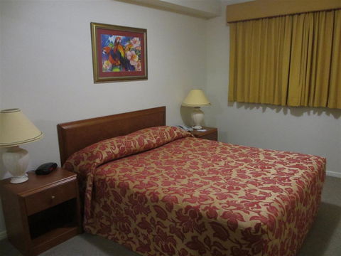 Springwood Tower Apartment Hotel - New South Wales Tourism  1