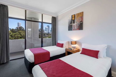 Nesuto Woolloomooloo Sydney Apartments - New South Wales Tourism  2