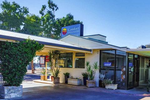 Comfort Inn Augusta Westside - New South Wales Tourism  1