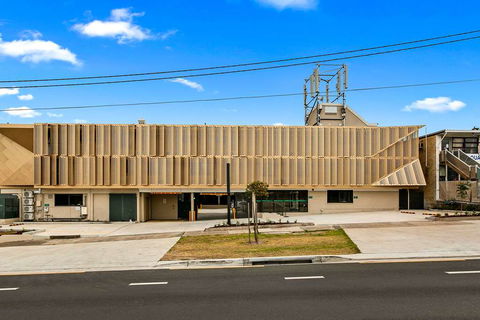 Quality Inn Sunshine Haberfield - New South Wales Tourism  1
