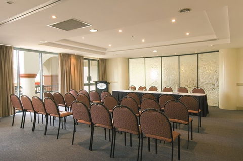 Oaks Calypso Plaza Resort - New South Wales Tourism  4