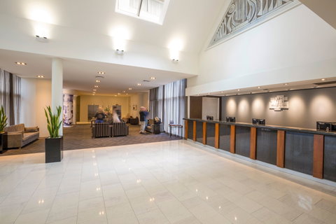 Holiday Inn Potts Point - New South Wales Tourism  3