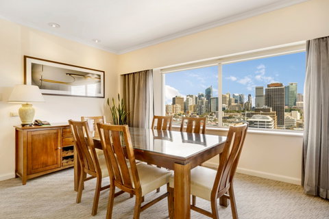 Holiday Inn Potts Point - New South Wales Tourism  11