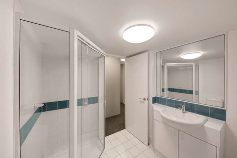 Adina Serviced Apartments James Court - New South Wales Tourism  8