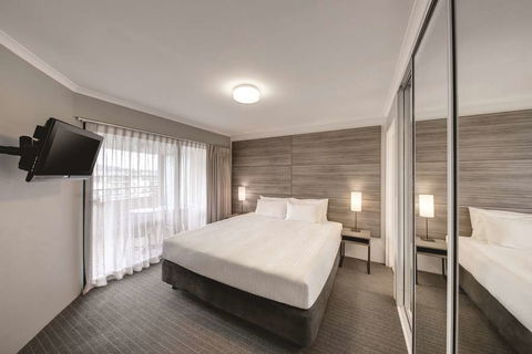 Adina Serviced Apartments James Court - New South Wales Tourism  9