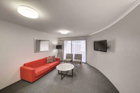 Adina Serviced Apartments James Court - New South Wales Tourism  12