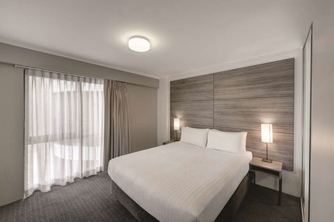 Adina Serviced Apartments James Court - New South Wales Tourism  14