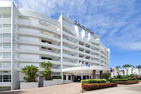 DoubleTree By Hilton Cairns - New South Wales Tourism  0