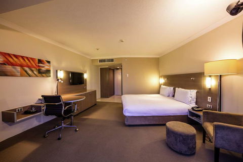 DoubleTree By Hilton Cairns - New South Wales Tourism  8