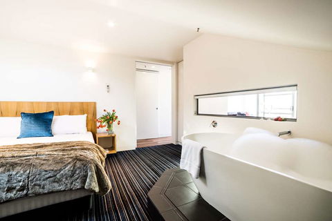 Salamanca Wharf Hotel - New South Wales Tourism  2