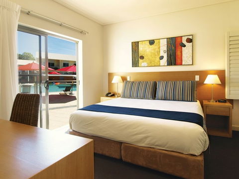Oaks Broome - New South Wales Tourism  2