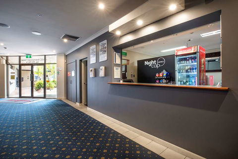 Nightcap At Springwood Hotel - New South Wales Tourism  0