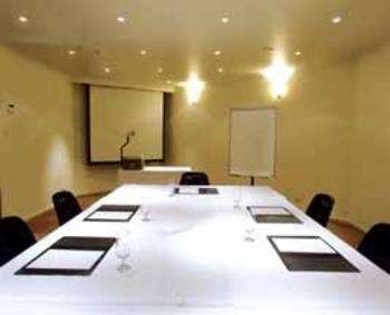 Hotel Crest on Barkly - New South Wales Tourism  2