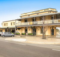 Nightcap at Exeter Hotel - New South Wales Tourism 
