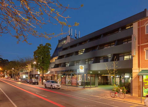Comfort Hotel Adelaide Meridien - New South Wales Tourism  0