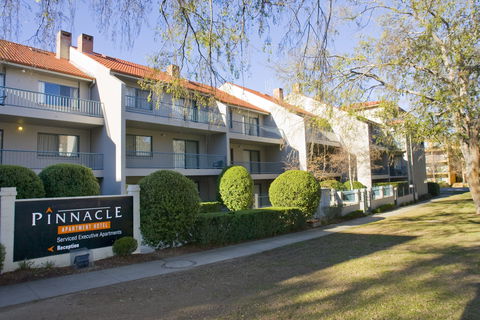 Pinnacle Apartments - New South Wales Tourism  0