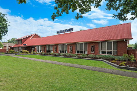AAt 28 Goldsmith Motel - New South Wales Tourism  0
