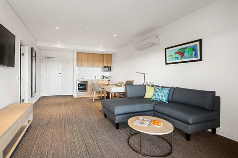 Quality Hotel Lakeside - New South Wales Tourism  13