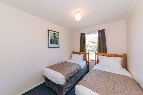 Country Club Villas - New South Wales Tourism  9