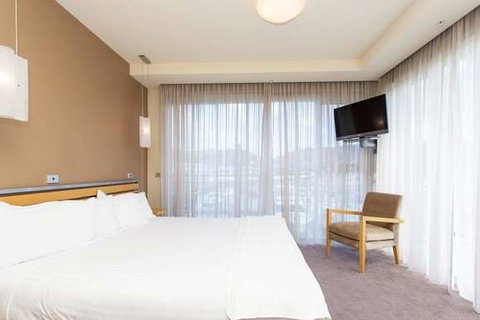 Peppers Seaport Hotel - New South Wales Tourism  11