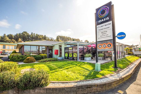 Nightcap at Riverside Hotel - New South Wales Tourism  1