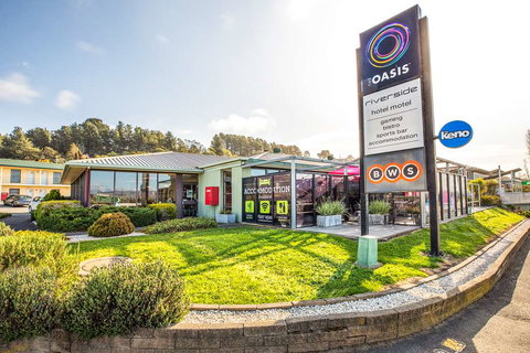 Nightcap at Riverside Hotel - New South Wales Tourism  2