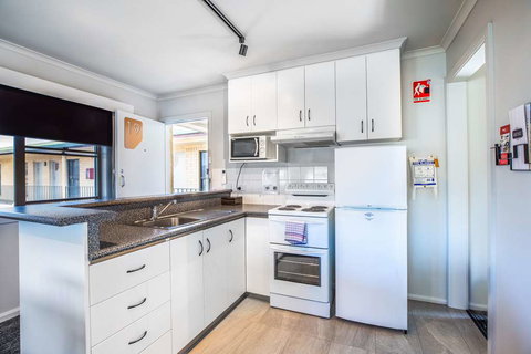 Nightcap at Riverside Hotel - New South Wales Tourism  15