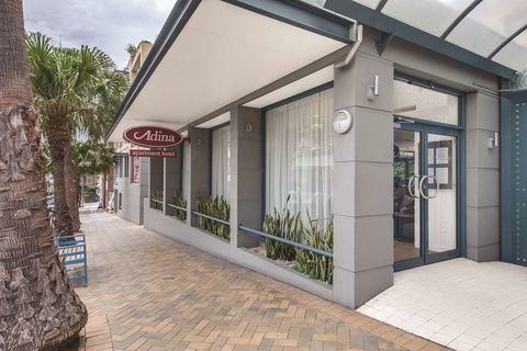 Adina Apartment Hotel Coogee - New South Wales Tourism  1