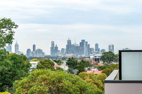 Artel Apartment Hotel Melbourne - New South Wales Tourism  1