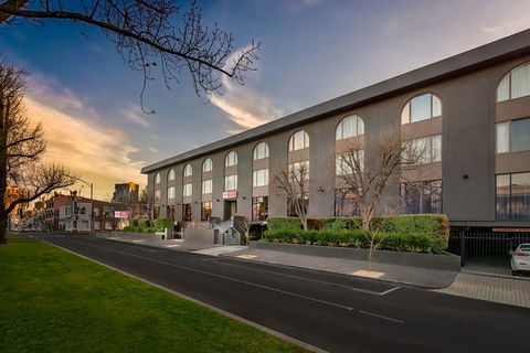 Best Western Plus Travel Inn Hotel - New South Wales Tourism  0