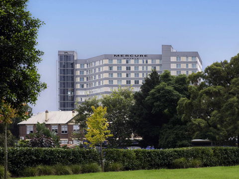 Mercure Sydney Bankstown - New South Wales Tourism  1