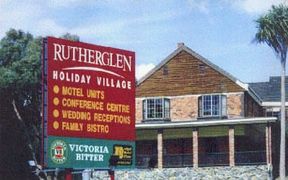 Rutherglen Holiday Village - New South Wales Tourism  0