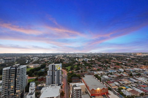 Astra Apartments Parramatta - Skyrise - New South Wales Tourism  0