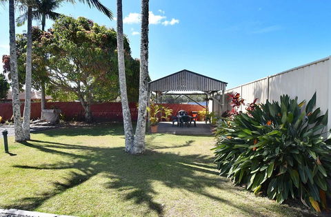 Kennedy Drive Motel - New South Wales Tourism  2