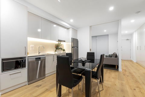 Astra Apartments Newcastle - New South Wales Tourism  2