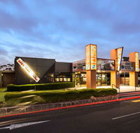 Nightcap at Keysborough Hotel - New South Wales Tourism 