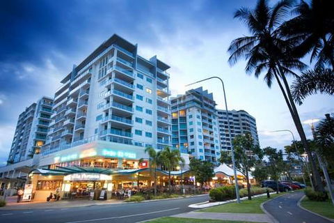 Mantra Trilogy - New South Wales Tourism  0