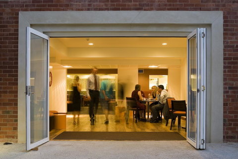 University House - ANU - New South Wales Tourism  25