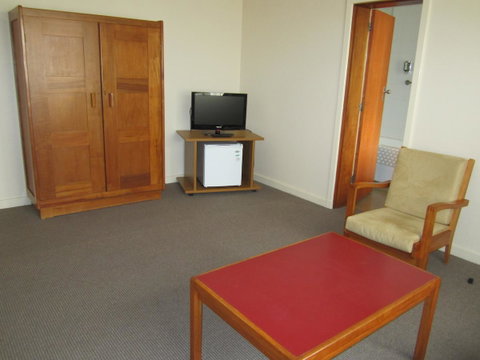 University House - ANU - New South Wales Tourism  41